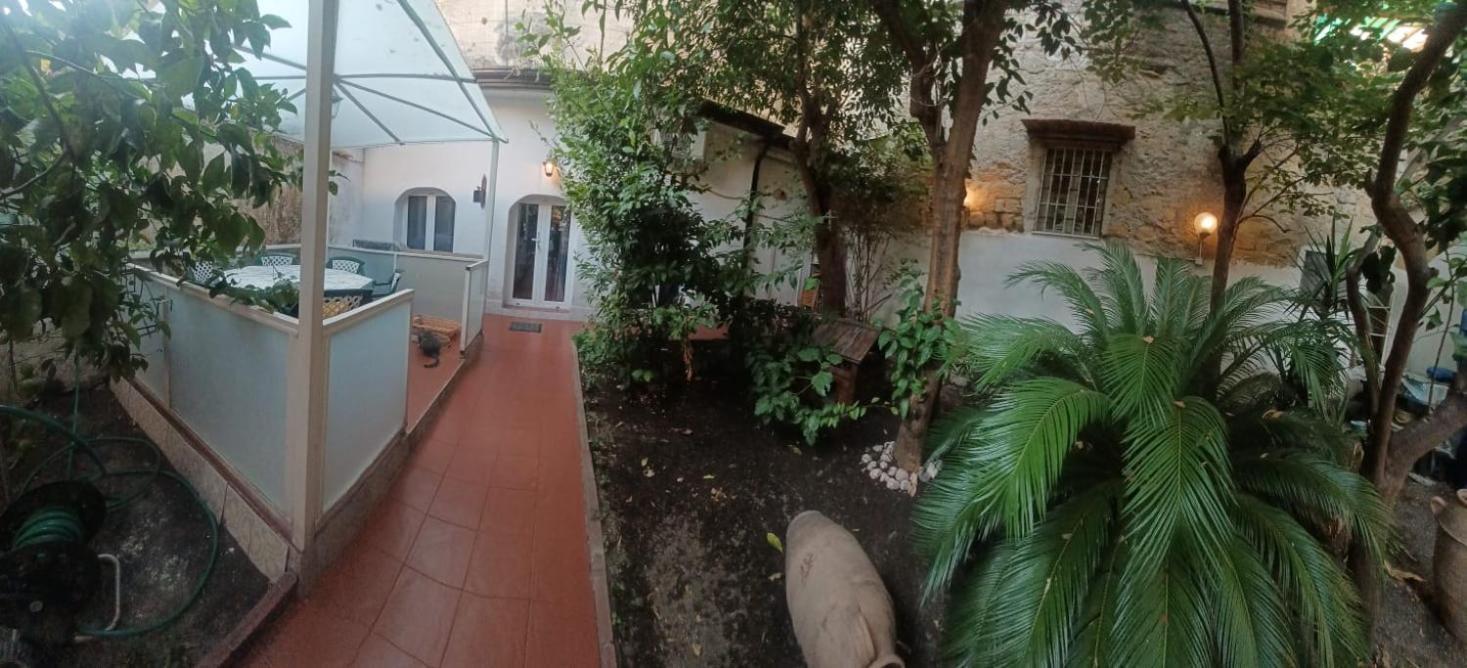 Villa Sofia E Sveva Con Giardino Nápoles Exterior foto